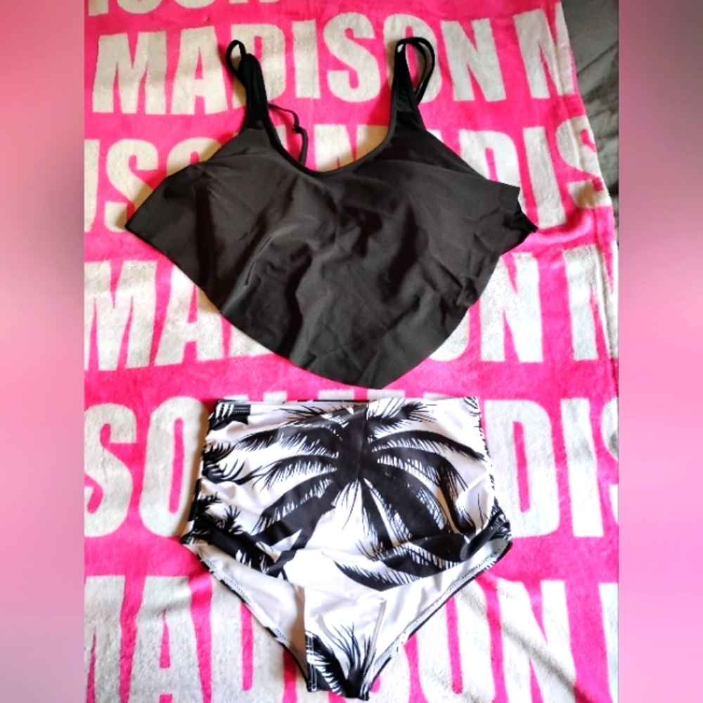 Black and White Palm Tree Bikini Set